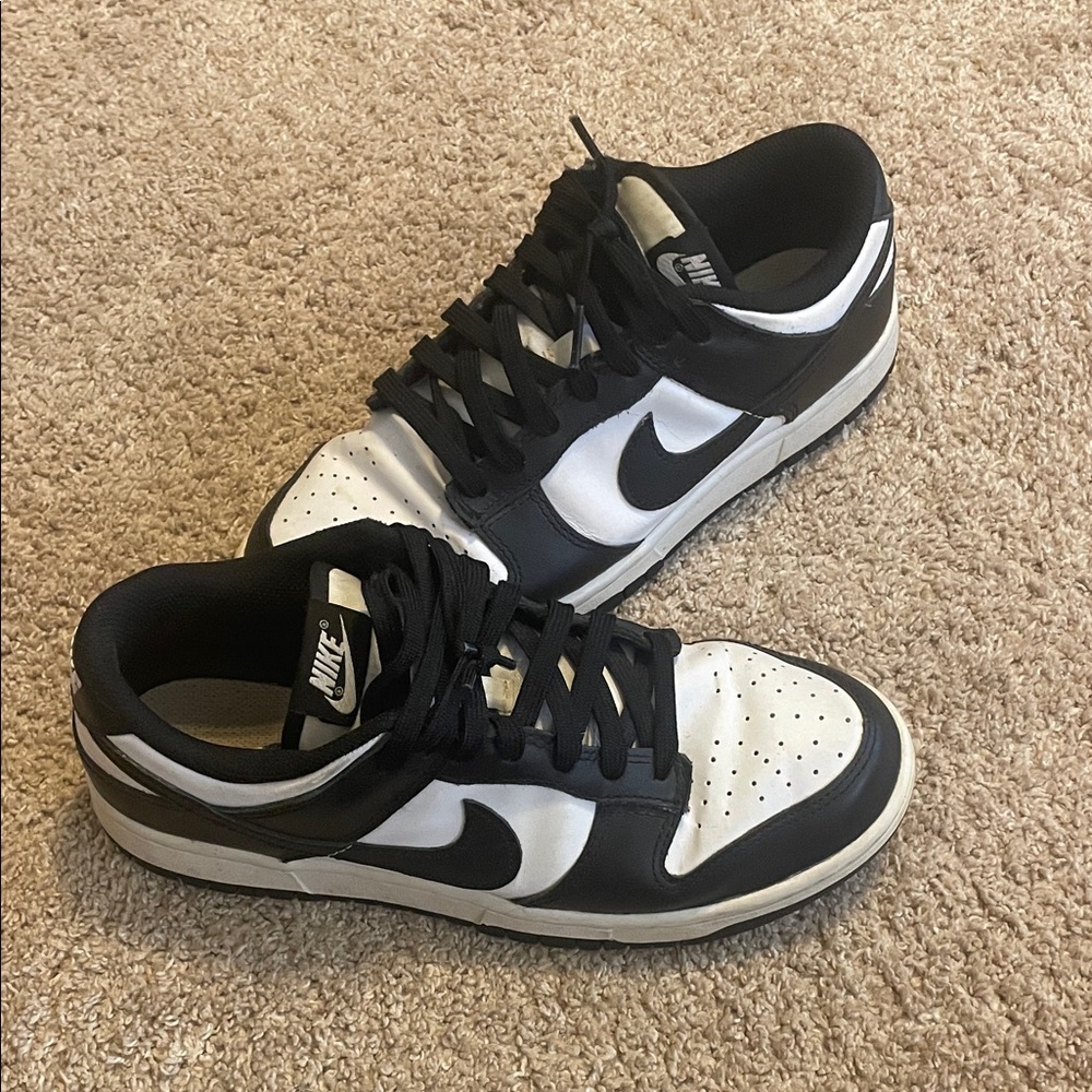 Panda dunks